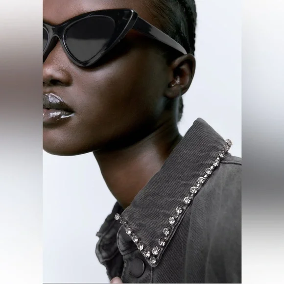 Women Zara Rhinestone Denim Overshirt Size XS - Picture 3 of 11